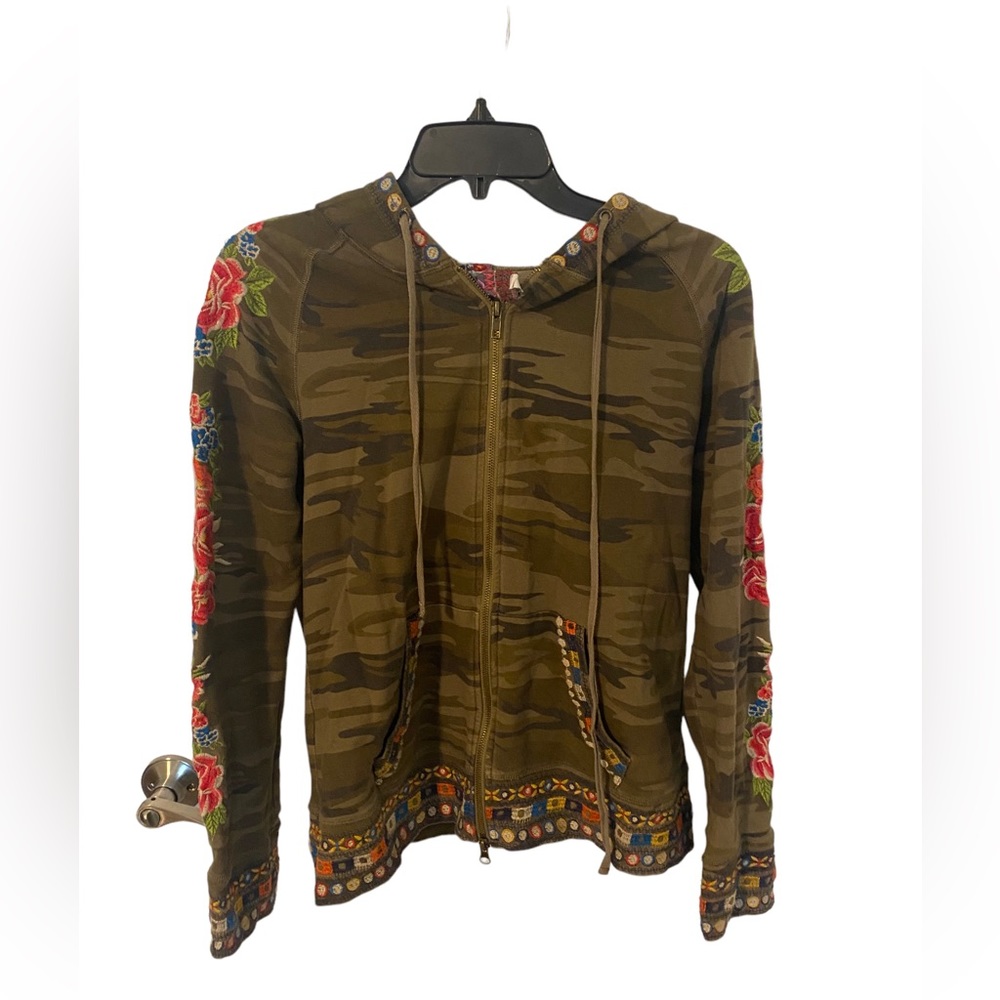 Johnny Was zip up camo hoodie
